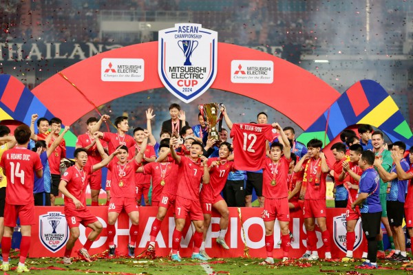 Đề xuất trao Huân chương Lao động cho đội tuyển Việt Nam - tân vương AFF Cup 2024