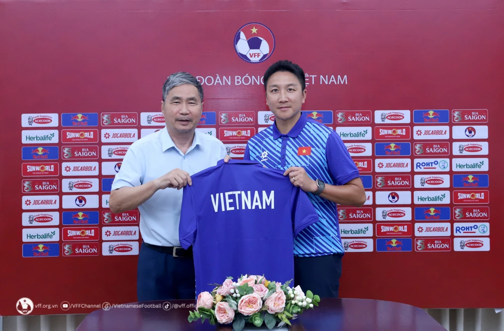 Đội tuyển Việt Nam có thêm chuyên gia 