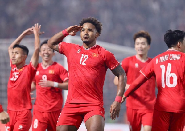 Đội tuyển Việt Nam lại có Xuân Son