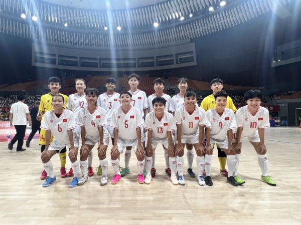 Đội tuyển futsal nữ Việt Nam thắng đẹp chủ nhà Trung Quốc, sắp đối đầu Iran
