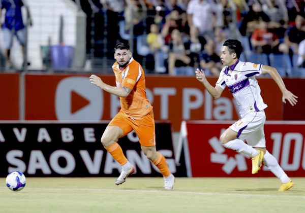 Đua trụ hạng V-League kịch tính như phim hành động: Cựu vương Đà Nẵng nắm lợi thế