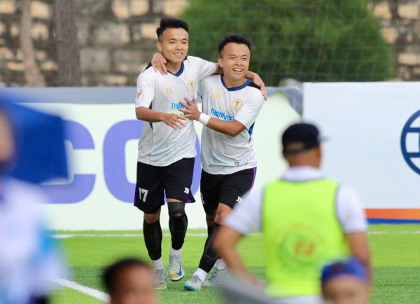 Đương kim vô địch thị uy sức mạnh bằng 