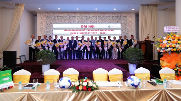 Ông Trần Anh Tú giữ chức Chủ tịch Liên đoàn Bóng đá TP.HCM nhiệm kỳ 2025-2030