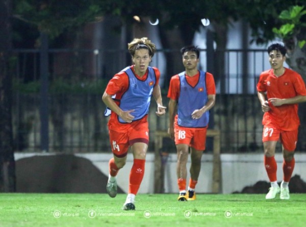 U.23 Việt Nam nếm ‘đặc sản’ kẹt xe Jarkata, HLV Kim Sang-sik làm gì vào ngày 15.7? U.23 Việt Nam nếm ‘đặc sản’ kẹt xe Jarkata, HLV Kim Sang-sik làm gì vào ngày 15.7?