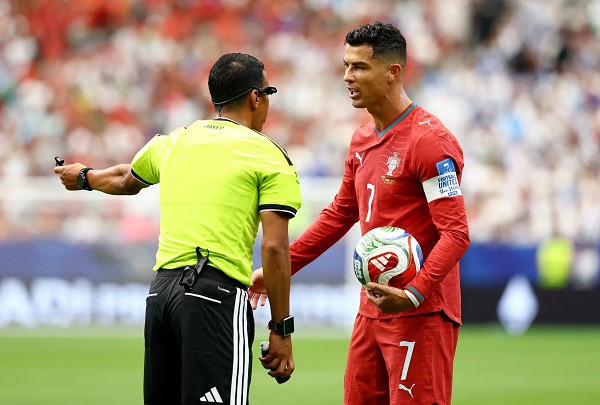 ”Lời nguyền” World Cup 16 năm trước đe dọa Bồ Đào Nha: Ronaldo lại thua sớm?