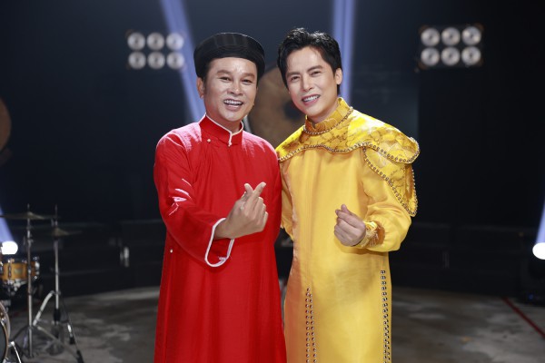 Ca sĩ Minh Sang kết hợp NSND Hữu Quốc trong MV nhạc cổ động