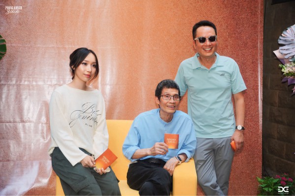 Dương Cầm làm concert để 