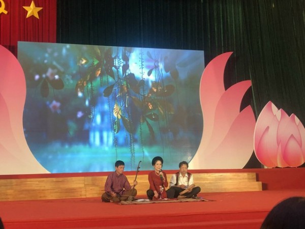 NNND Phan Thị Kim Dung - Người góp phần gìn giữ, lan tỏa âm nhạc dân gian