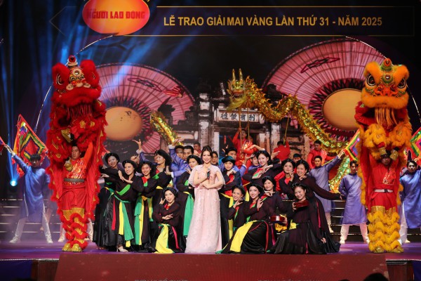 NSND Lệ Thủy, NSƯT Kim Tử Long cùng dàn nghệ sĩ gạo cội hội ngộ