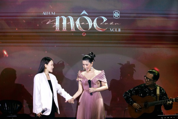 Nguyên Hà truyền cảm hứng cho Nguyễn Hồng Nhung ra mắt album mới