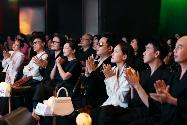 Nguyên Hà truyền cảm hứng cho Nguyễn Hồng Nhung ra mắt album mới