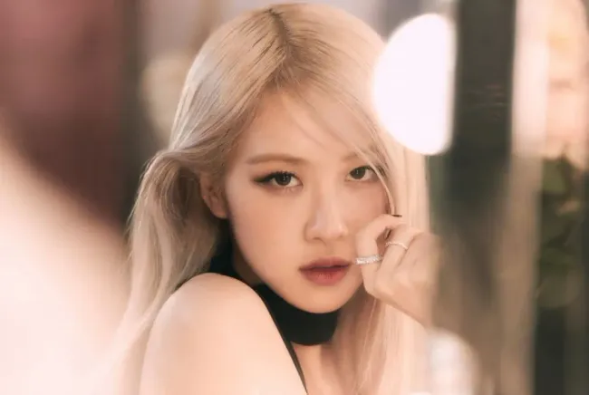 Rosé (BLACKPINK) xác nhận ký hợp đồng với công ty con của YG