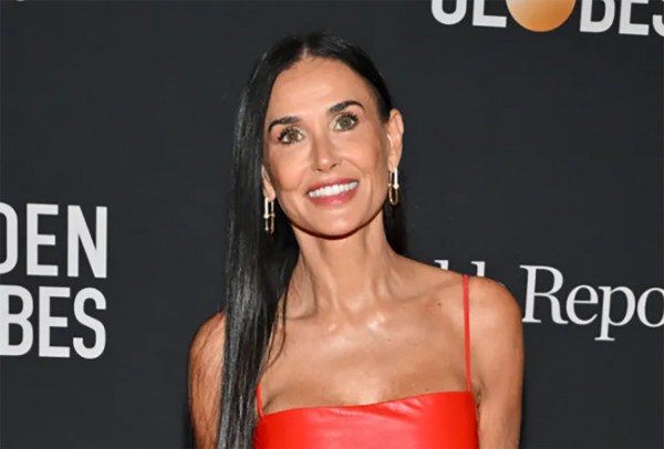 Demi Moore từng nhận cát-xê 12,5 triệu USD cho vai diễn gần 30 năm trước