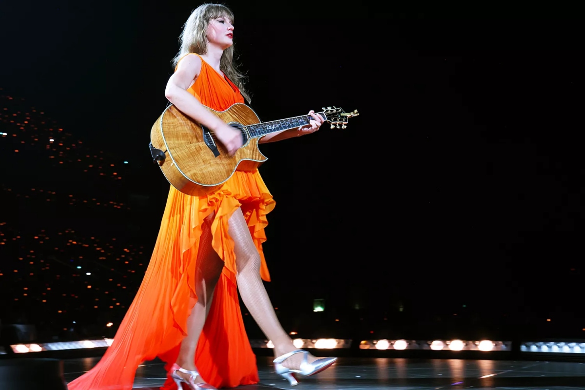 Cận cảnh những bộ cánh ấn tượng của Taylor Swift trong Eras Tour ở châu Âu