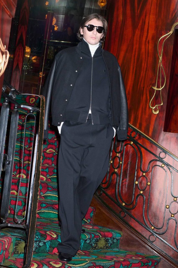 Chiêm ngưỡng BST trang phục nam “Effortless Elegance” của Givenchy