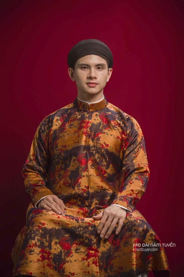 Giữ văn hóa truyền thống trong tà áo dài hiện đại Giữ văn hóa truyền thống trong tà áo dài hiện đại