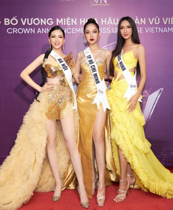 Hoa hậu Khánh Vân đẹp lộng lẫy bên dàn thí sinh Hoa hậu Hoàn Vũ Việt Nam 2022