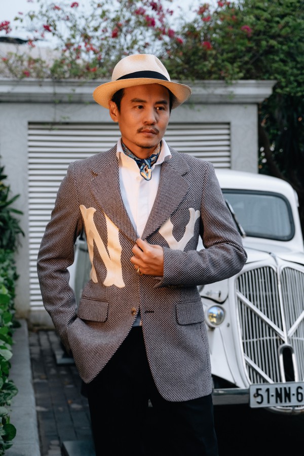 Mặc vest bảnh bao, lịch lãm như diễn viên Hồ Quang Mẫn