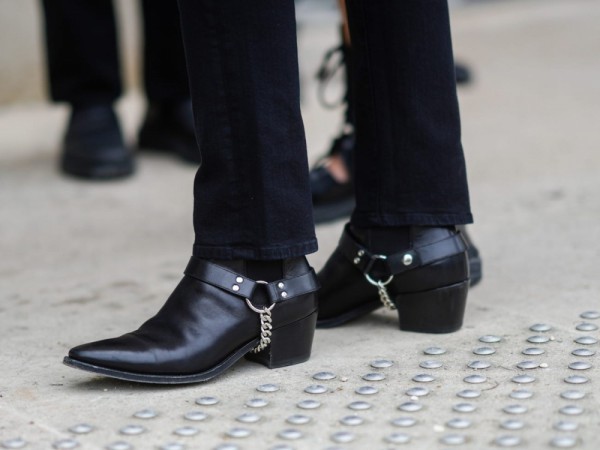 Stylist tiết lộ 8 xu hướng giày thịnh hành trong năm 2024