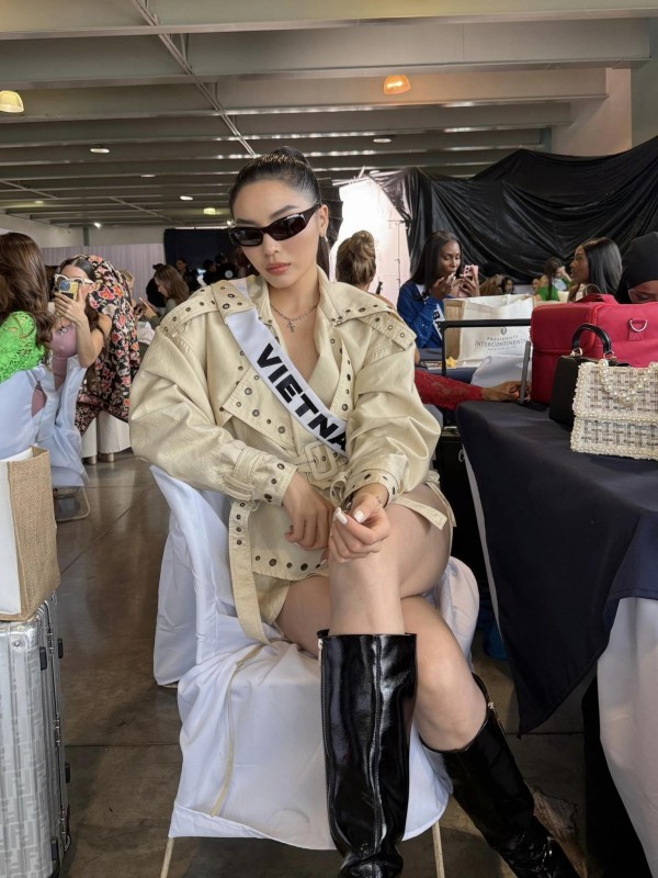 Thời trang ấn tượng của Kỳ Duyên tại Miss Universe 2024