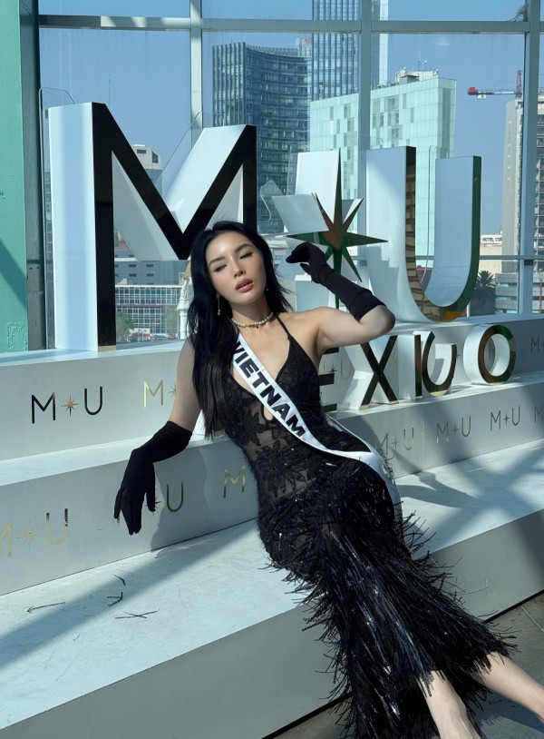 Thời trang ấn tượng của Kỳ Duyên tại Miss Universe 2024