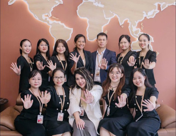 Thời trang công sở gen Z không còn là 