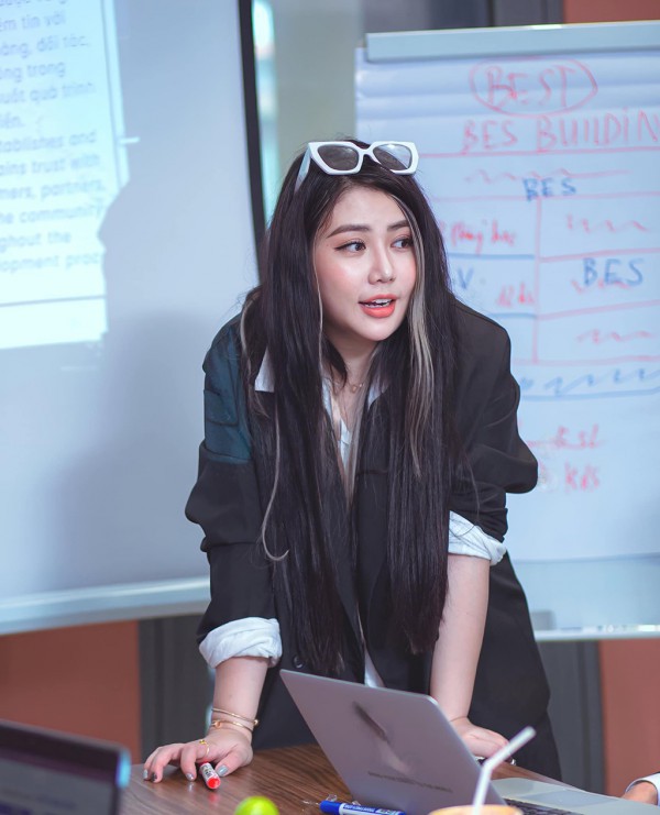 Thời trang công sở gen Z không còn là 