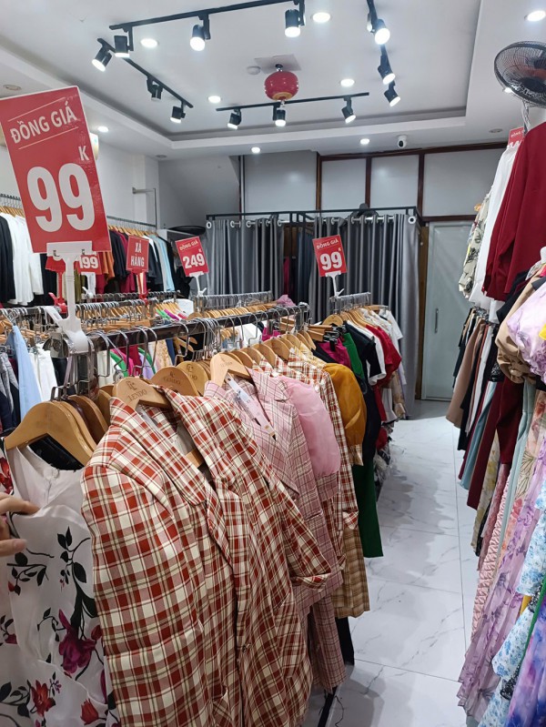 Tuần hoàn thời trang nội địa