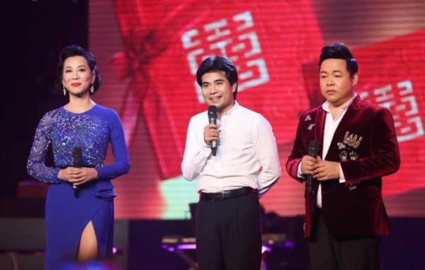 Bầu sô bàn chuyện nghệ sĩ 