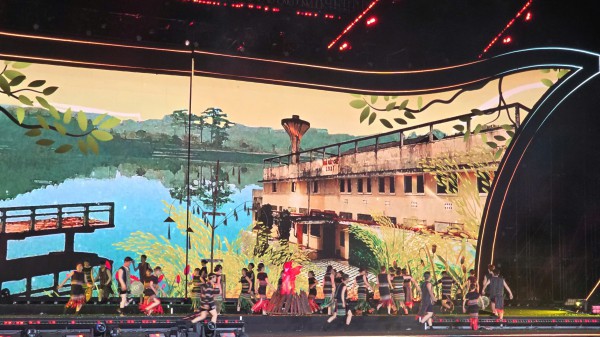 Biểu diễn nghệ thuật tại Lễ hội trà quốc tế thu hút hơn 15.000 người