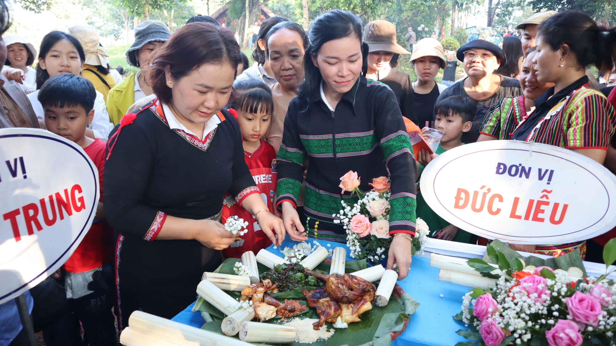 Bình Phước: Công bố bộ đàn đá và bộ cồng chiêng lớn nhất Việt Nam