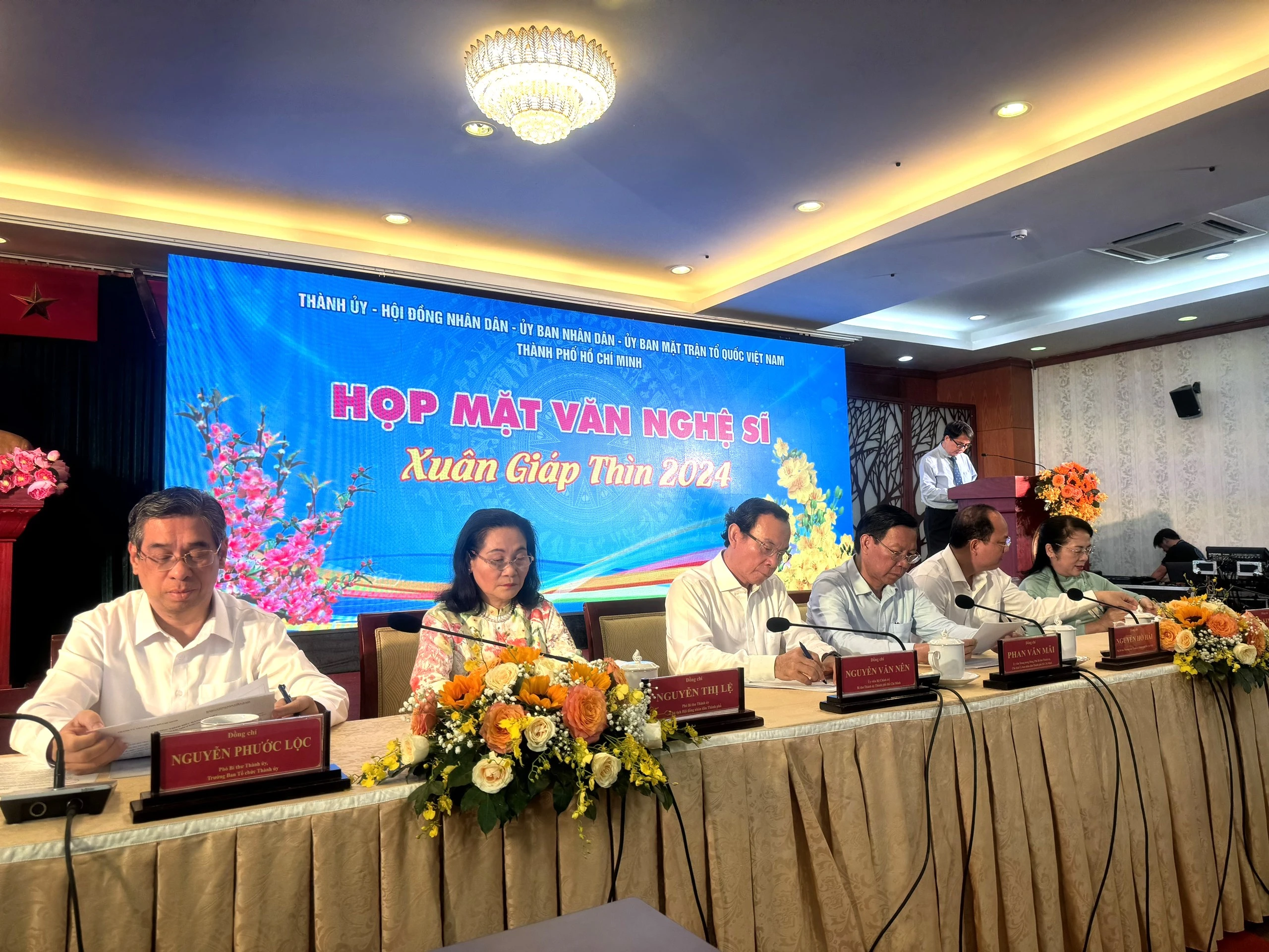 Chủ tịch UBND TP.HCM: Sẽ sớm giải quyết bài toán Chủ tịch UBND TP.HCM: Sẽ sớm giải quyết bài toán