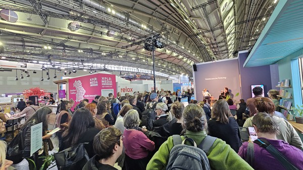 Chuyển dịch mới trong tiệc sách lâu đời nhất thế giới Chuyển dịch mới trong tiệc sách lâu đời nhất thế giới