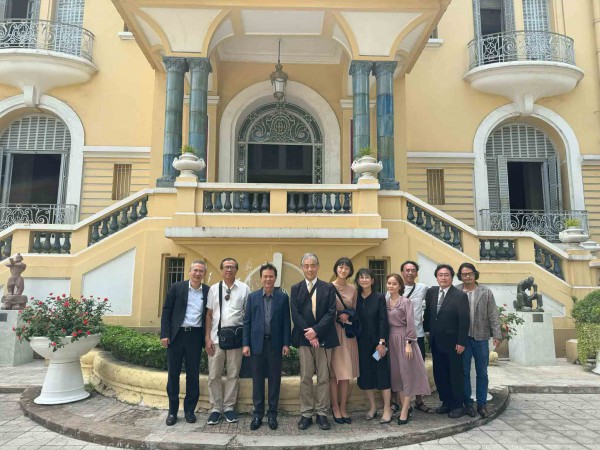Cuộc gặp chân tình Cuộc gặp chân tình