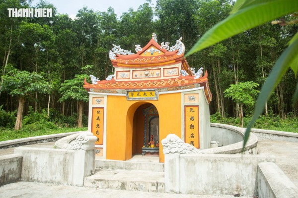 Dấu tích chùa đá Champa trong ngôi chùa hơn 300 tuổi ở Quảng Trị
