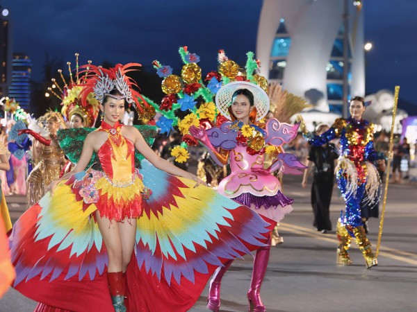 Festival biển Khánh Hòa 2026: Đại tiệc mùa hè kỳ vọng thu hút 800.000 du khách