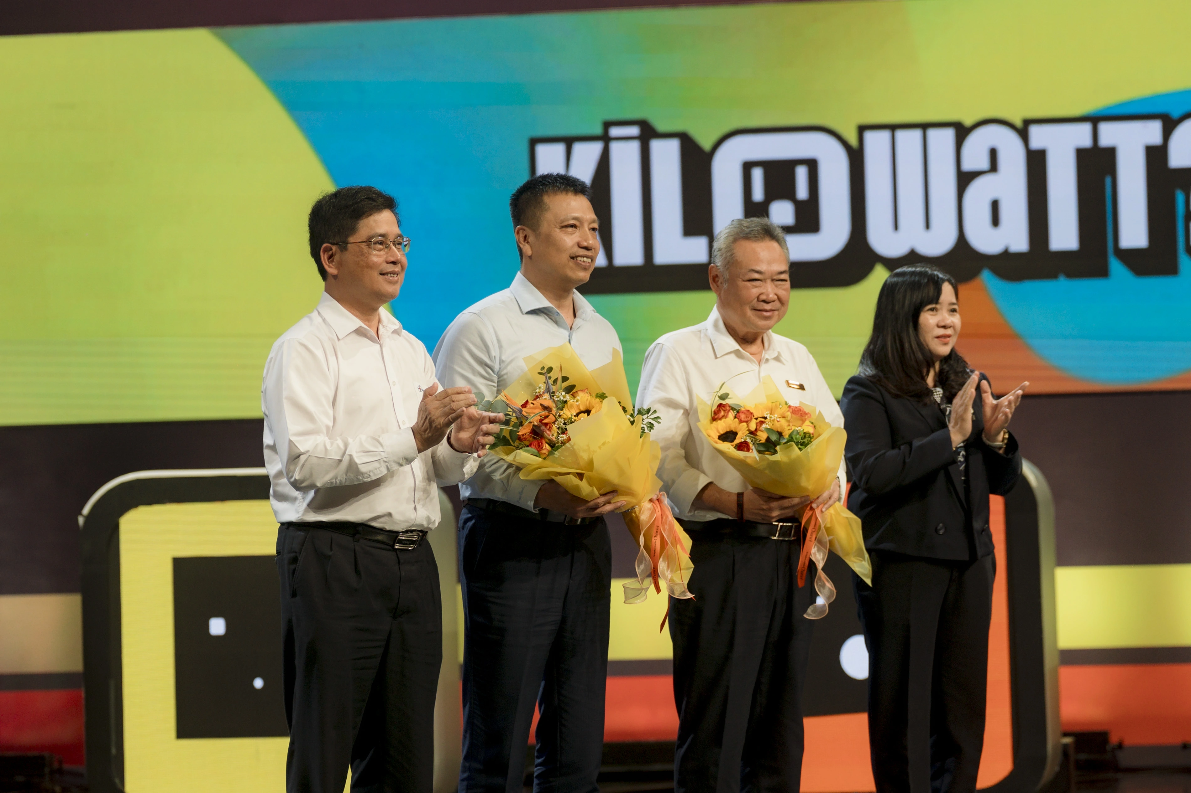 Gameshow về sử dụng điện an toàn, tiết kiệm trở lại trên màn ảnh nhỏ Gameshow về sử dụng điện an toàn, tiết kiệm trở lại trên màn ảnh nhỏ