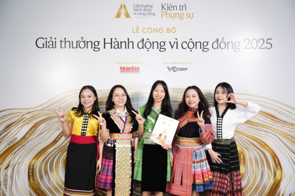 Giải thưởng Hành động vì cộng đồng tôn vinh tinh thần Giải thưởng Hành động vì cộng đồng tôn vinh tinh thần