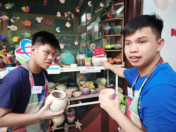 Gốm Raku và những nghệ nhân đặc biệt