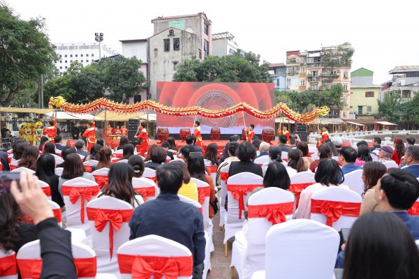 Hà Nội hưởng ứng thực hiện 