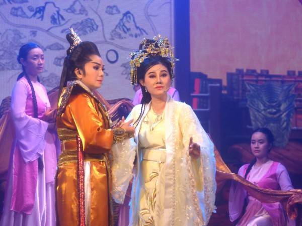 Hào khí Đông A qua  Hào khí Đông A qua