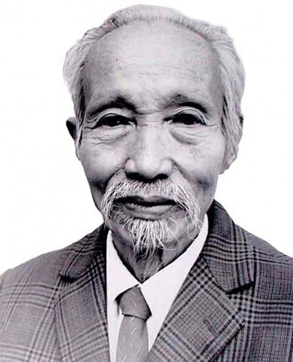 Họa sĩ Bùi Trang Chước - tác giả Quốc huy được truy tặng Giải thưởng Hồ Chí Minh