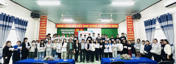 Hội thơ Làng Chùa - Hà Nội sẻ chia nghĩa tình với vùng lũ