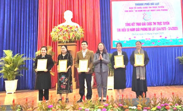 Hơn 47.500 người tham gia tìm hiểu về Đà Lạt Hơn 47.500 người tham gia tìm hiểu về Đà Lạt