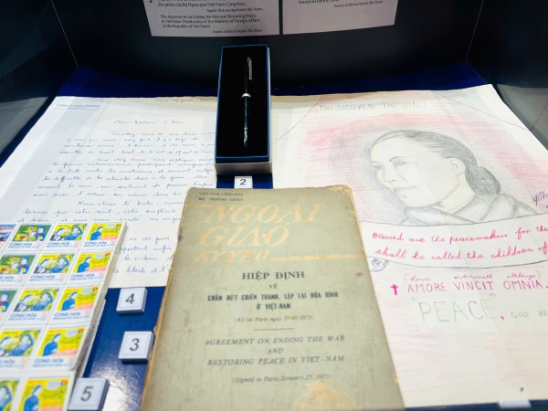 Khai mạc trưng bày về cuộc đời và sự nghiệp nguyên Phó chủ tịch nước Nguyễn Thị Bình