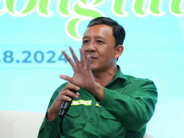 Lửa Sống đẹp bao năm vẫn nồng đượm