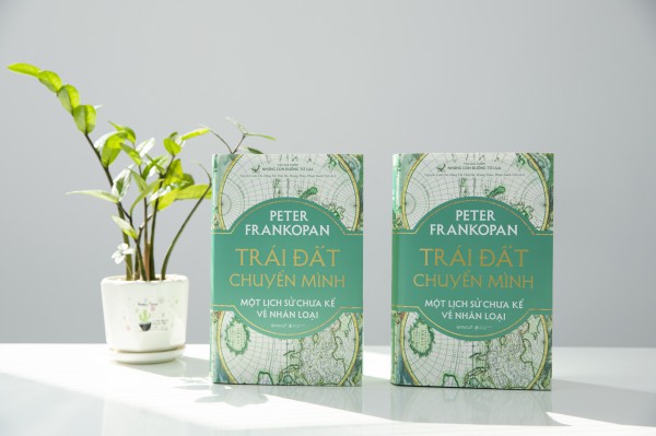 ”Một lịch sử chưa kể về nhân loại” của Peter Frankopan - tác giả ”Con đường tơ lụa” ”Một lịch sử chưa kể về nhân loại” của Peter Frankopan - tác giả ”Con đường tơ lụa”