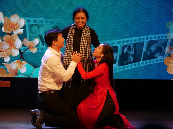 NSND Kim Cương - người đặt nền móng cho kịch nói miền Nam