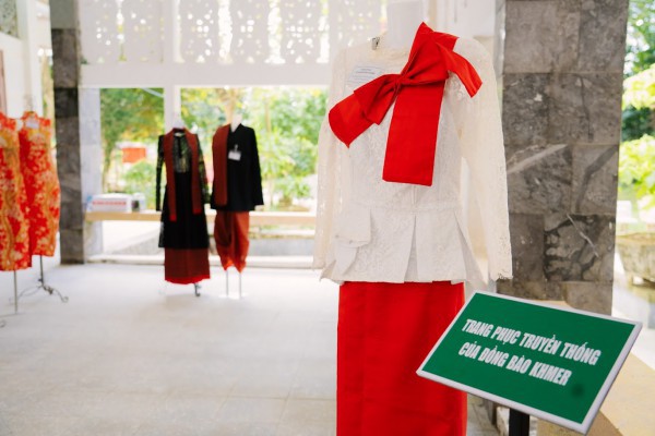 Nghề làm mão, mặt nạ của đồng bào Khmer là di sản văn hóa phi vật thể