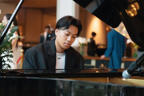 Nghệ sĩ piano gốc Việt nổi tiếng trên TikTok toàn cầu biểu diễn tại TP.HCM